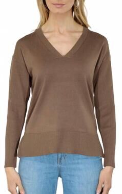 NEW METRIC KNITS v-neck pullover sweater with rib sleeve in wood